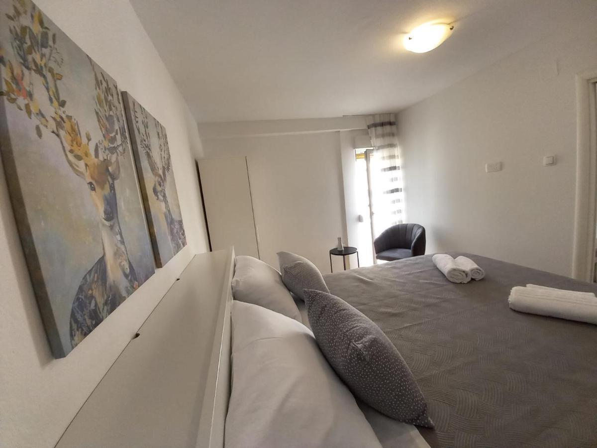 Apartment Leela Сплит Екстериор снимка